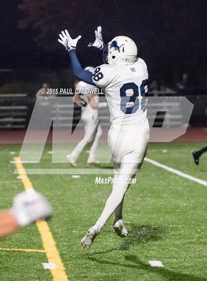 Thumbnail 3 in Graham-Kapowsin @ Bellarmine Prep photogallery.