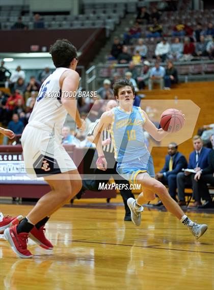 Thumbnail 3 in Jefferson County @ Dobyns-Bennett photogallery.