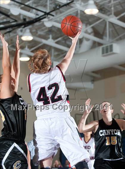 Thumbnail 3 in Canyon vs Red Mountain (So Cal Holiday Prep Classic) photogallery.