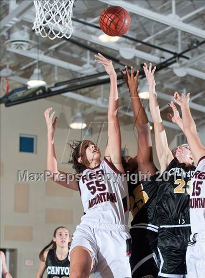 Thumbnail 1 in Canyon vs Red Mountain (So Cal Holiday Prep Classic) photogallery.
