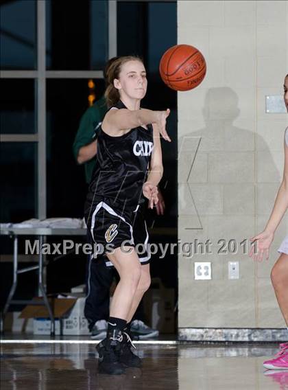 Thumbnail 2 in Canyon vs Red Mountain (So Cal Holiday Prep Classic) photogallery.