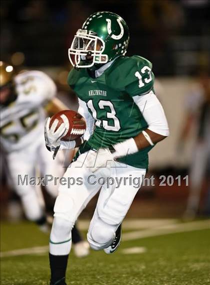 Thumbnail 1 in Arlington vs. Abilene (5A Region 1 Bi-District Playoffs) photogallery.
