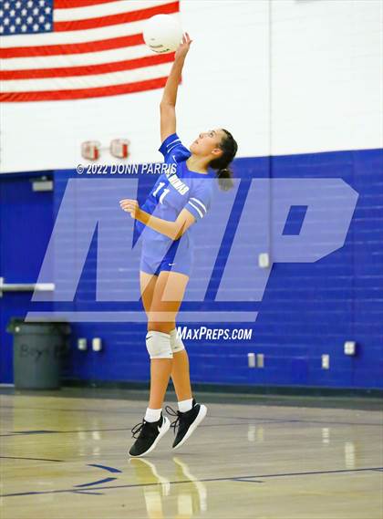 Thumbnail 3 in Bonita @ San Dimas photogallery.