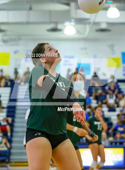 Thumbnail 2 in Bonita @ San Dimas photogallery.