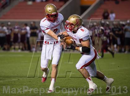 Thumbnail 2 in Bergen Catholic @ Jordan (Xfinity High School Football Challenge) photogallery.