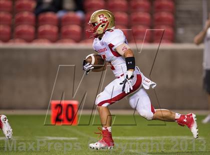 Thumbnail 1 in Bergen Catholic @ Jordan (Xfinity High School Football Challenge) photogallery.