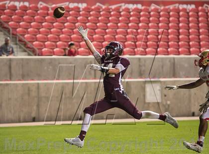Thumbnail 2 in Bergen Catholic @ Jordan (Xfinity High School Football Challenge) photogallery.