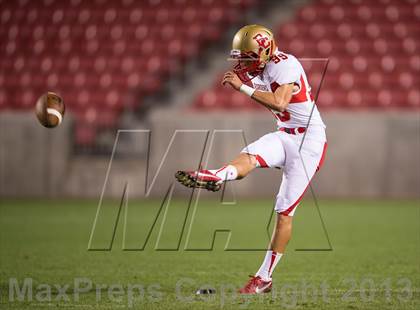 Thumbnail 1 in Bergen Catholic @ Jordan (Xfinity High School Football Challenge) photogallery.