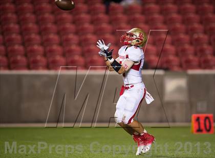 Thumbnail 3 in Bergen Catholic @ Jordan (Xfinity High School Football Challenge) photogallery.