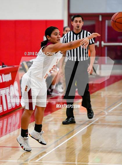 Thumbnail 1 in El Dorado vs. Roosevelt (Mark Keppel Tournament) photogallery.