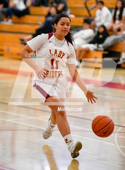 Thumbnail 2 in El Dorado vs. Roosevelt (Mark Keppel Tournament) photogallery.