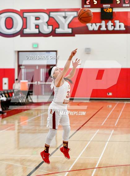 Thumbnail 2 in El Dorado vs. Roosevelt (Mark Keppel Tournament) photogallery.