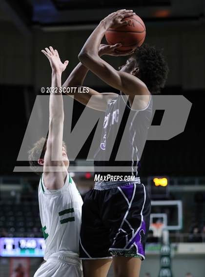 Thumbnail 1 in Africentric Early College vs Fairland (OHSAA D3 Regional Semifinal) photogallery.