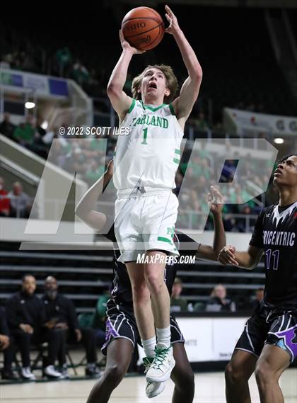 Thumbnail 2 in Africentric Early College vs Fairland (OHSAA D3 Regional Semifinal) photogallery.