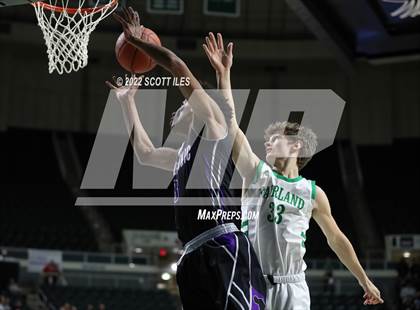Thumbnail 2 in Africentric Early College vs Fairland (OHSAA D3 Regional Semifinal) photogallery.