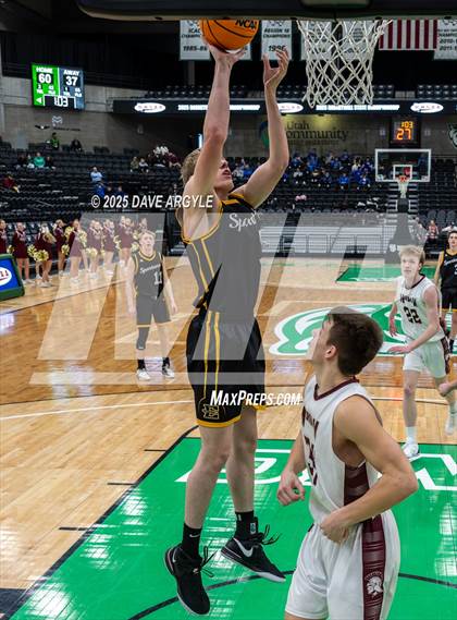 Thumbnail 3 in Emery vs Morgan (UHSAA 3A Quarterfinal) photogallery.