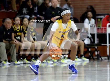 Thumbnail 2 in Alameda vs. Jefferson (Sabrina Ionescu Showcase) photogallery.
