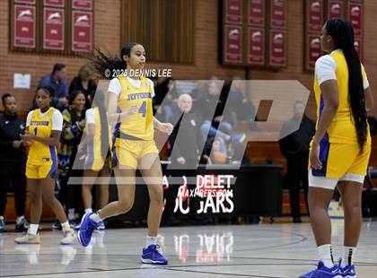 Thumbnail 2 in Alameda vs. Jefferson (Sabrina Ionescu Showcase) photogallery.