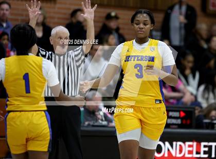 Thumbnail 2 in Alameda vs. Jefferson (Sabrina Ionescu Showcase) photogallery.