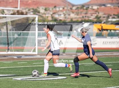 Thumbnail 3 in Snow Canyon vs. Crimson Cliffs (UHSAA 4A Second Round) photogallery.