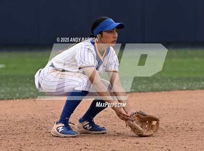 Thumbnail 1 in Palo Verde vs. Reed (NIAA 5A Round 1) photogallery.