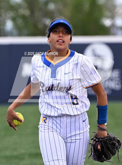 Thumbnail 3 in Palo Verde vs. Reed (NIAA 5A Round 1) photogallery.
