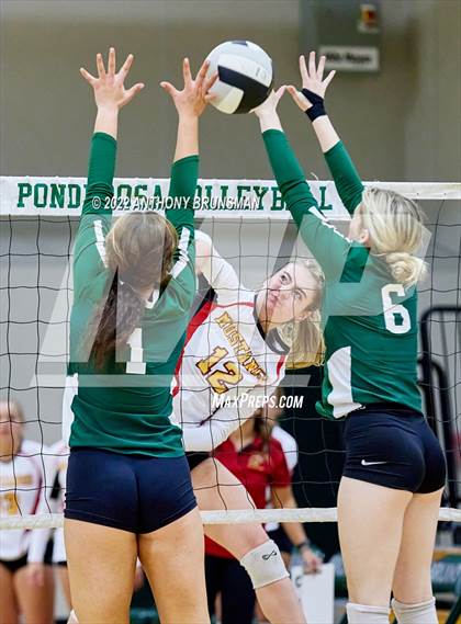 Thumbnail 2 in Oakdale @ Ponderosa (CIF SJS D3 Playoff) photogallery.