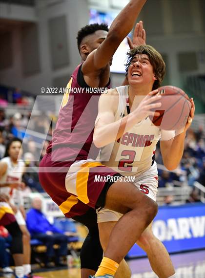 Thumbnail 2 in Archbishop Stepinac vs. Cardinal Hayes (CHSAA Championship) photogallery.