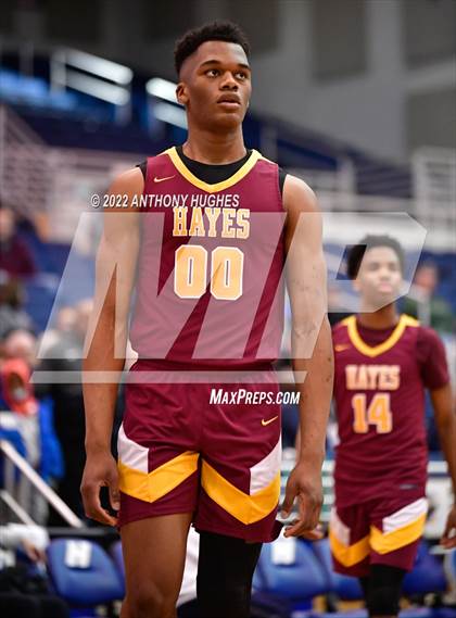 Thumbnail 3 in Archbishop Stepinac vs. Cardinal Hayes (CHSAA Championship) photogallery.