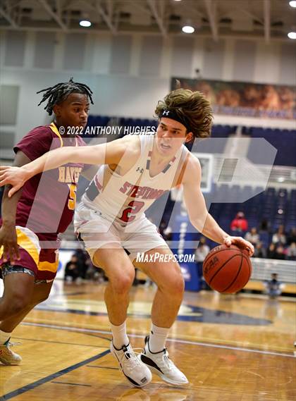 Thumbnail 3 in Archbishop Stepinac vs. Cardinal Hayes (CHSAA Championship) photogallery.