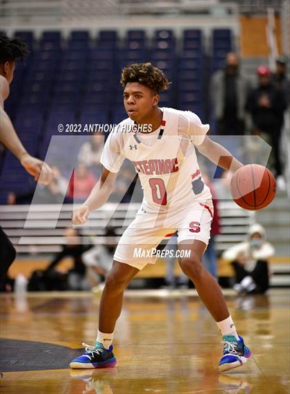 Thumbnail 1 in Archbishop Stepinac vs. Cardinal Hayes (CHSAA Championship) photogallery.