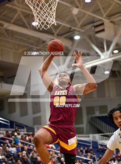 Thumbnail 1 in Archbishop Stepinac vs. Cardinal Hayes (CHSAA Championship) photogallery.