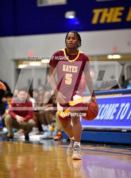 Thumbnail 2 in Archbishop Stepinac vs. Cardinal Hayes (CHSAA Championship) photogallery.