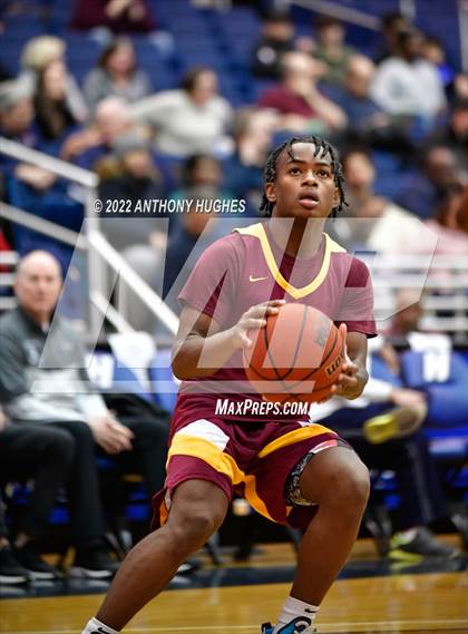 Thumbnail 2 in Archbishop Stepinac vs. Cardinal Hayes (CHSAA Championship) photogallery.
