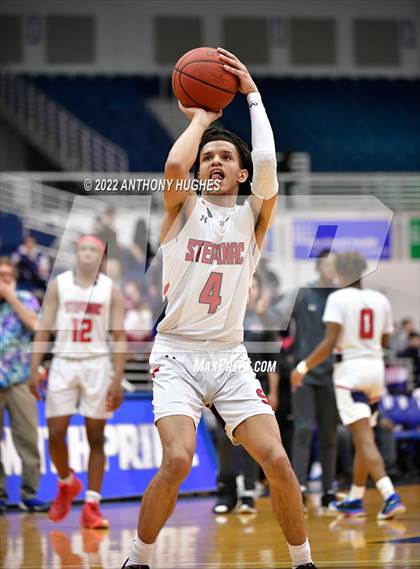 Thumbnail 2 in Archbishop Stepinac vs. Cardinal Hayes (CHSAA Championship) photogallery.