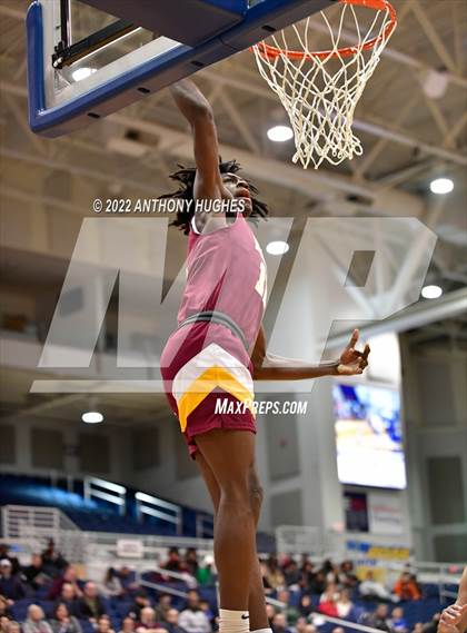 Thumbnail 1 in Archbishop Stepinac vs. Cardinal Hayes (CHSAA Championship) photogallery.
