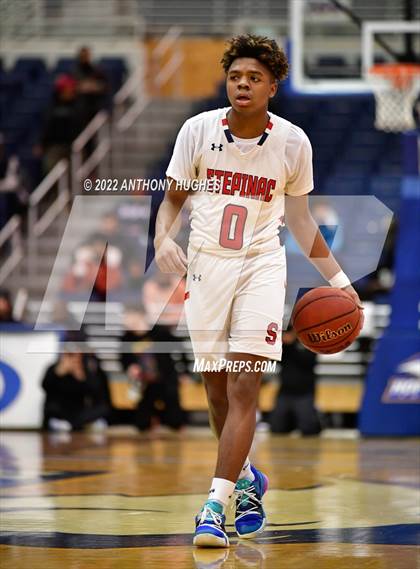 Thumbnail 3 in Archbishop Stepinac vs. Cardinal Hayes (CHSAA Championship) photogallery.