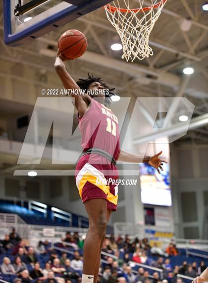 Thumbnail 3 in Archbishop Stepinac vs. Cardinal Hayes (CHSAA Championship) photogallery.