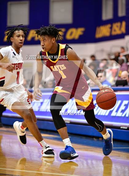 Thumbnail 1 in Archbishop Stepinac vs. Cardinal Hayes (CHSAA Championship) photogallery.