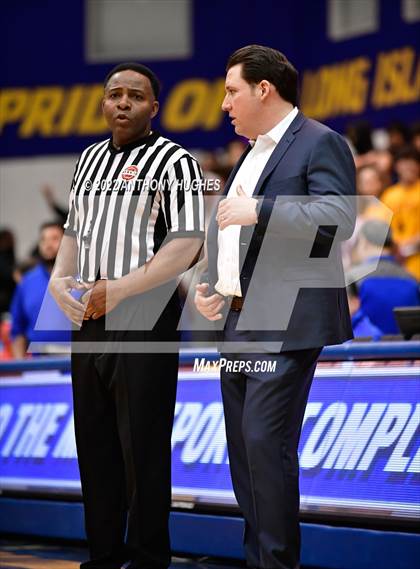 Thumbnail 2 in Archbishop Stepinac vs. Cardinal Hayes (CHSAA Championship) photogallery.