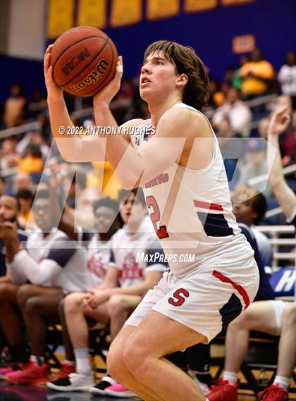 Thumbnail 2 in Archbishop Stepinac vs. Cardinal Hayes (CHSAA Championship) photogallery.