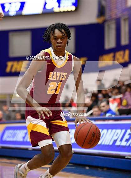 Thumbnail 2 in Archbishop Stepinac vs. Cardinal Hayes (CHSAA Championship) photogallery.