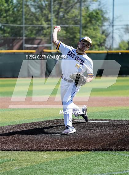 Thumbnail 2 in Dove Creek vs Merino (CHSAA 1A Championship) photogallery.