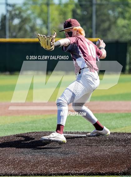 Thumbnail 3 in Dove Creek vs Merino (CHSAA 1A Championship) photogallery.
