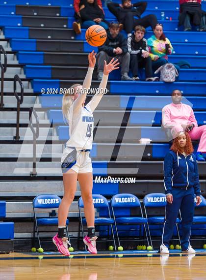 Thumbnail 2 in Queen's Grant vs. Lake Norman (Phenom Lakesgiving) photogallery.