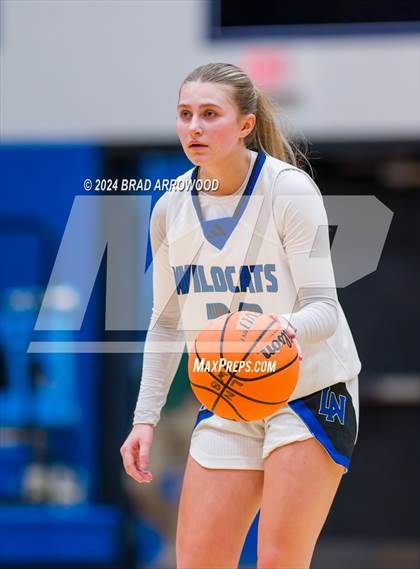 Thumbnail 2 in Queen's Grant vs. Lake Norman (Phenom Lakesgiving) photogallery.