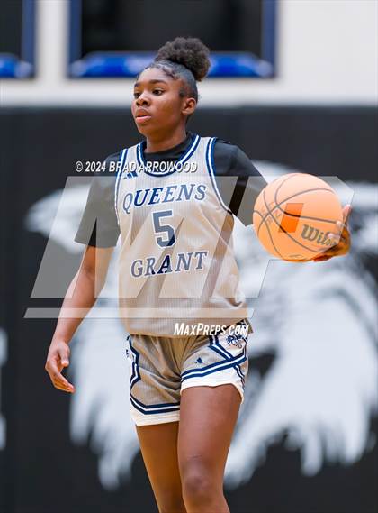 Thumbnail 2 in Queen's Grant vs. Lake Norman (Phenom Lakesgiving) photogallery.