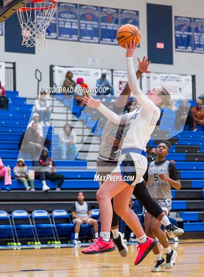 Thumbnail 1 in Queen's Grant vs. Lake Norman (Phenom Lakesgiving) photogallery.