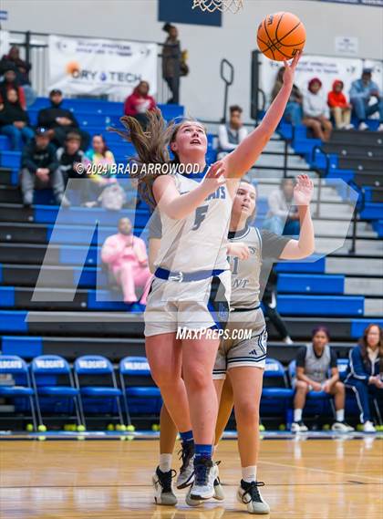Thumbnail 3 in Queen's Grant vs. Lake Norman (Phenom Lakesgiving) photogallery.