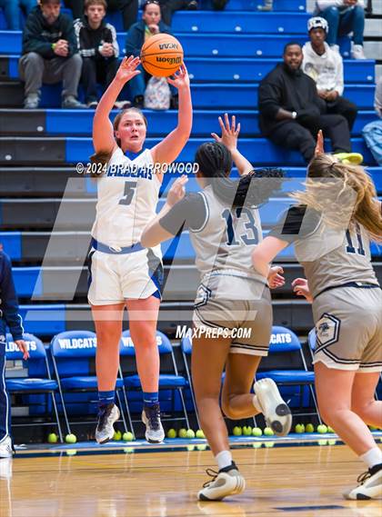 Thumbnail 2 in Queen's Grant vs. Lake Norman (Phenom Lakesgiving) photogallery.
